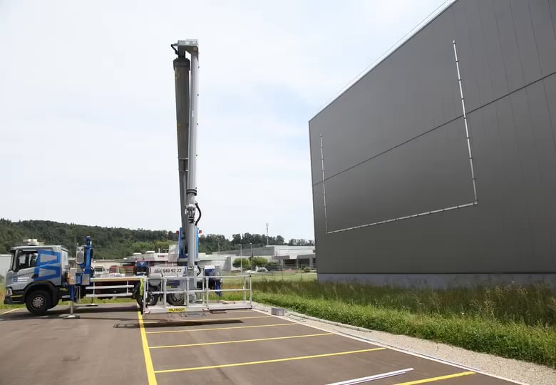 TIme-Lapse-Video Montage Grossformatblache